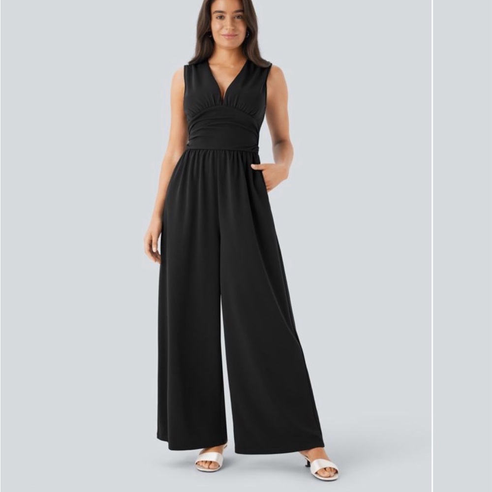 HALARA Black Vneck Easy Peazy Sleeveless Jumpsuit